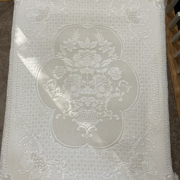 Vintage Bates Mill Ivory Limited Run Abigail Adams Matelasse Twin Bedspread - Picture 5 of 11